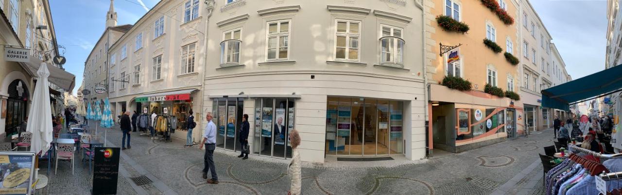 Penthouse MaxFux direkt in der Fußgängerzone 130m2 Appartement Krems an der Donau Buitenkant foto